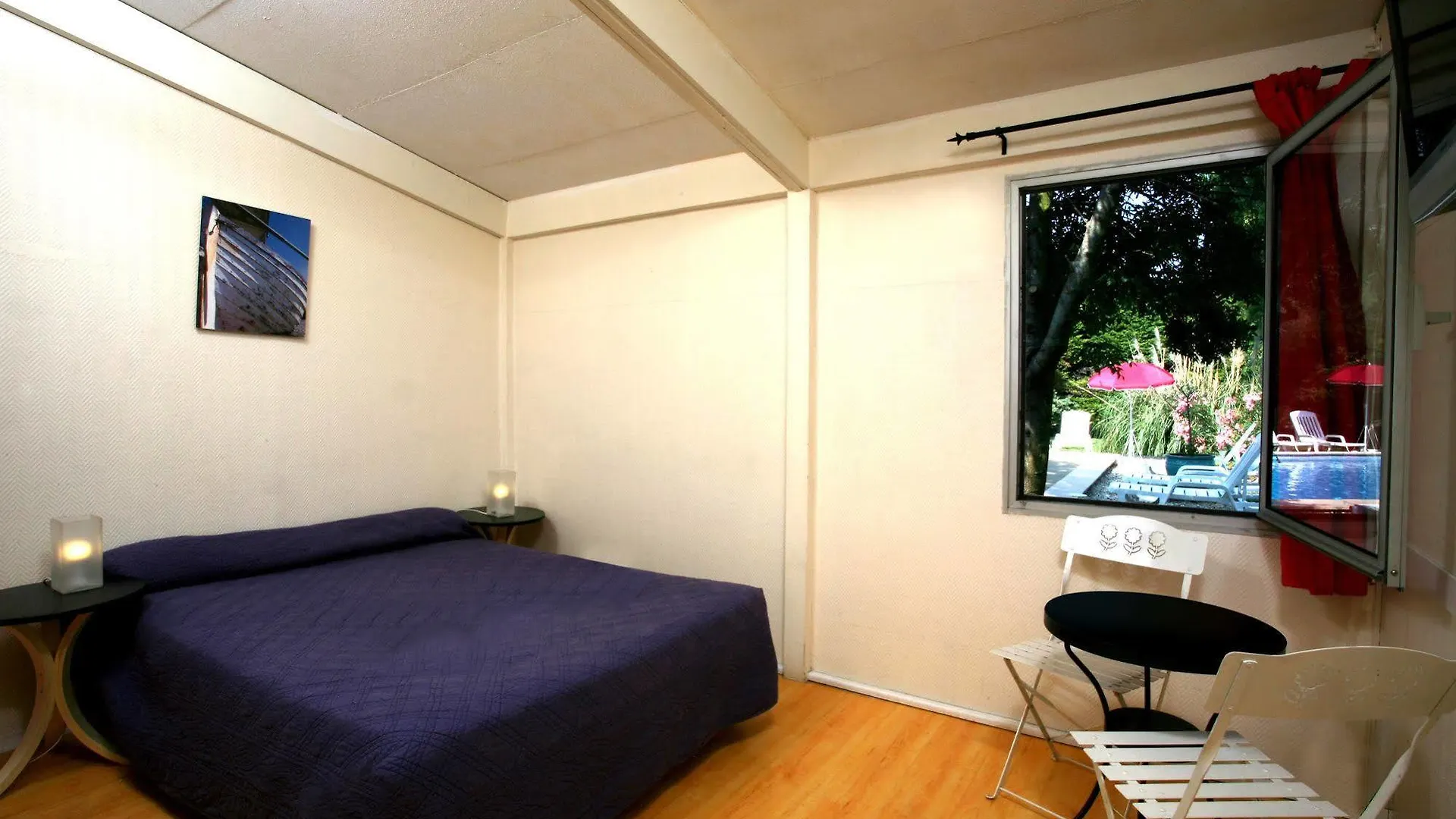 Hostellerie De La Source Αρλ 2*,  Γαλλία